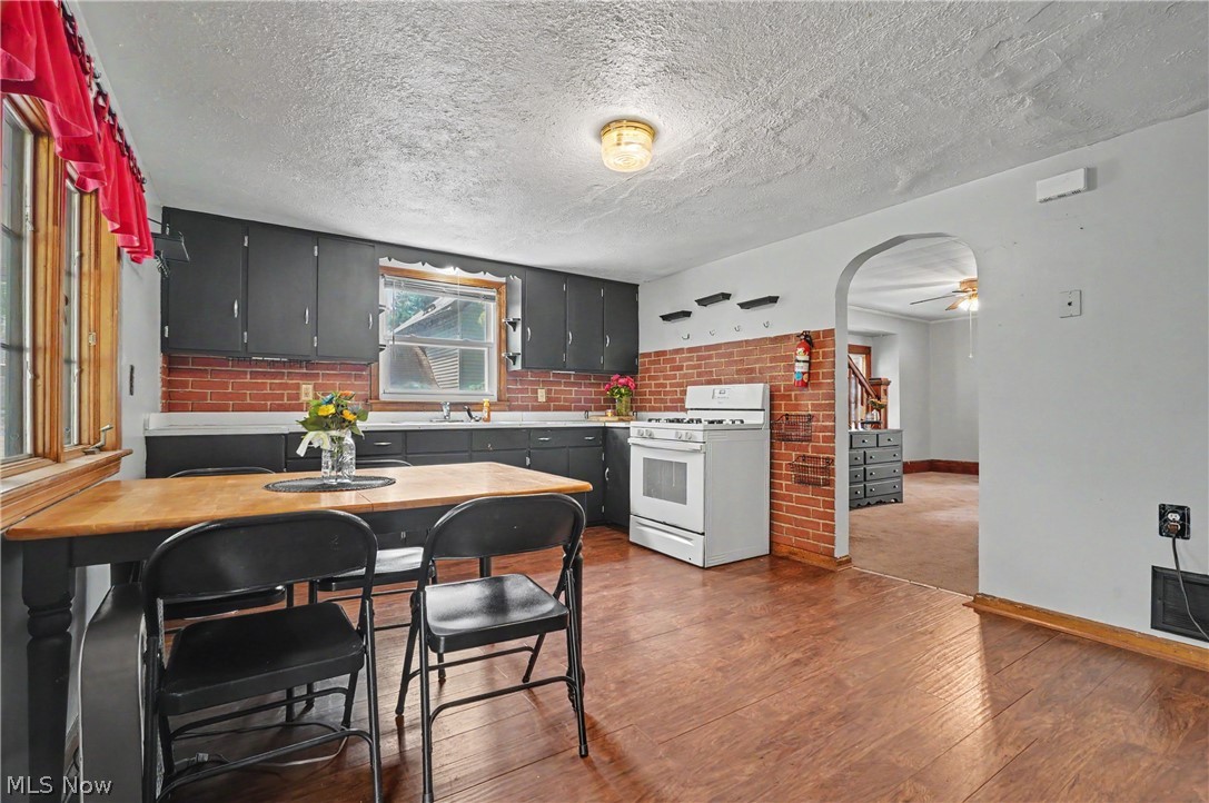 461 S Prospect Street Ravenna OH 44266