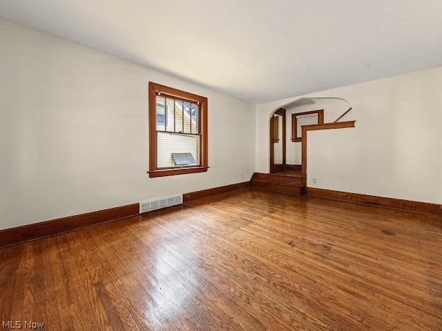 577 Eastland Avenue Akron OH 44305