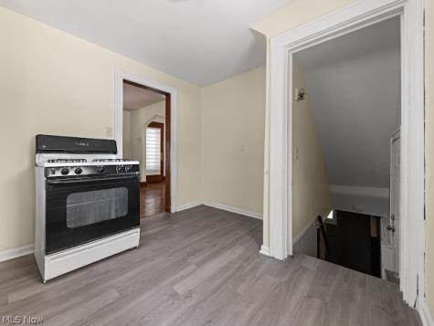 577 Eastland Avenue Akron OH 44305