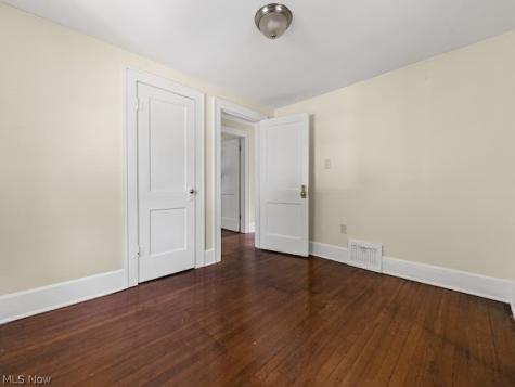 577 Eastland Avenue Akron OH 44305