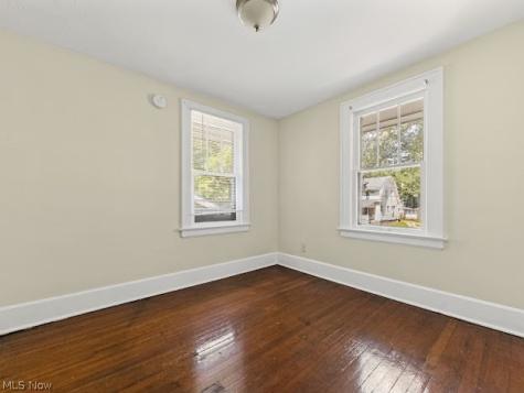 577 Eastland Avenue Akron OH 44305