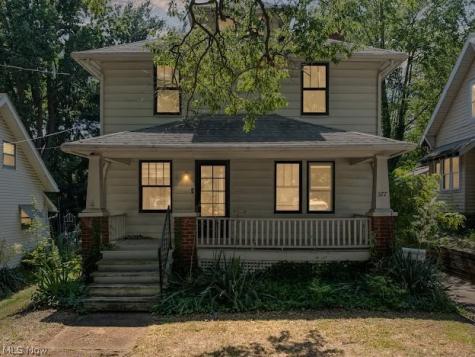 577 Eastland Avenue Akron OH 44305