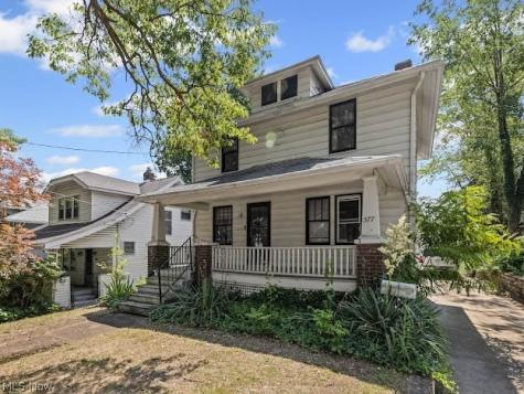 577 Eastland Avenue Akron OH 44305