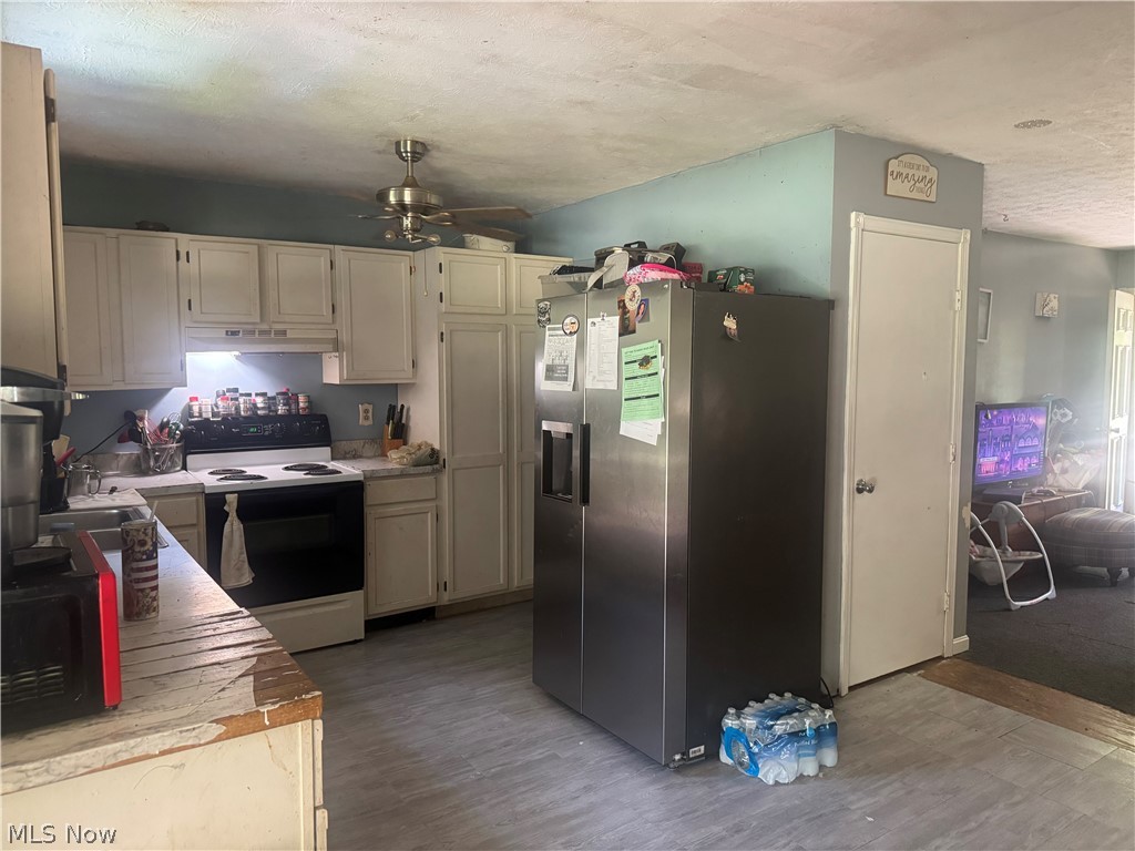 4647 Painesville Warren Road West Farmington OH 44491