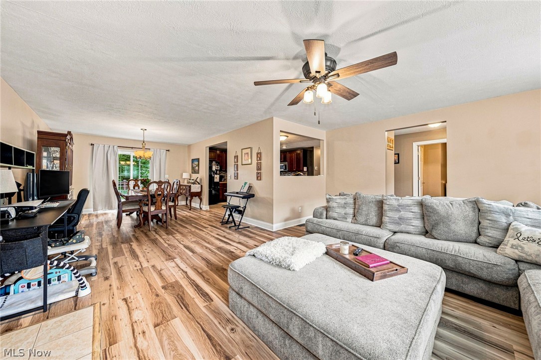 2043 N Park Lane Roaming Shores OH 44084