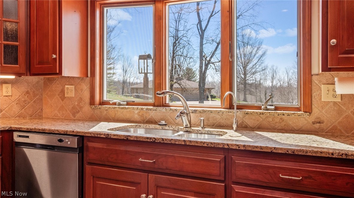 5110 Wilshire Drive Zanesville OH 43701