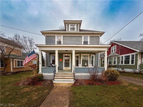 63 Center Street Seville OH 44273