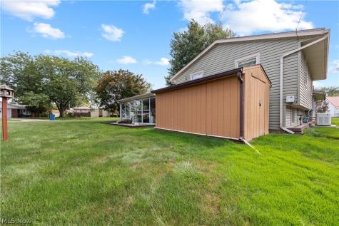 2823 Pease Lane Sandusky OH 44870