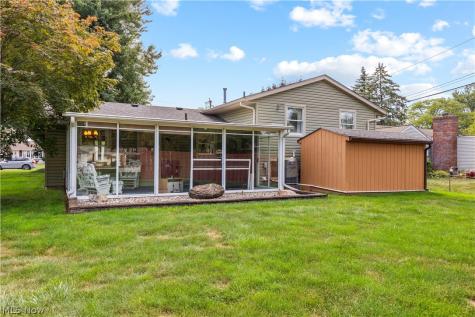 2823 Pease Lane Sandusky OH 44870