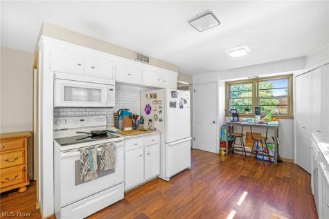 8259 Walter Street NW Massillon OH 44646