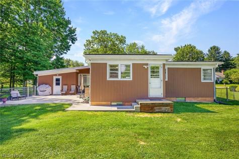 8259 Walter Street NW Massillon OH 44646