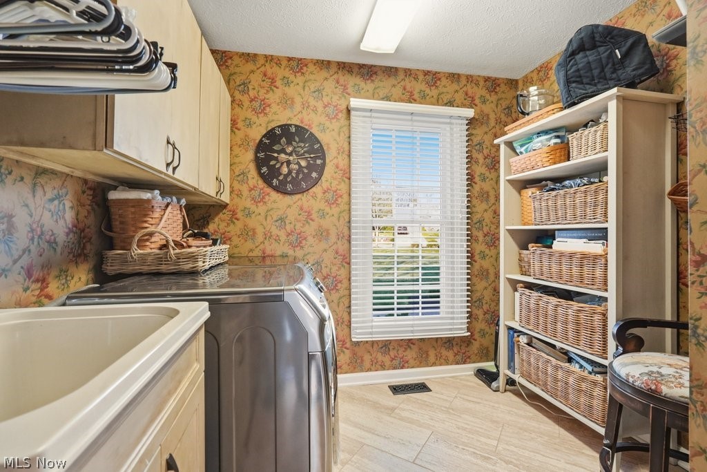 9943 Brookhill Circle Twinsburg OH 44087