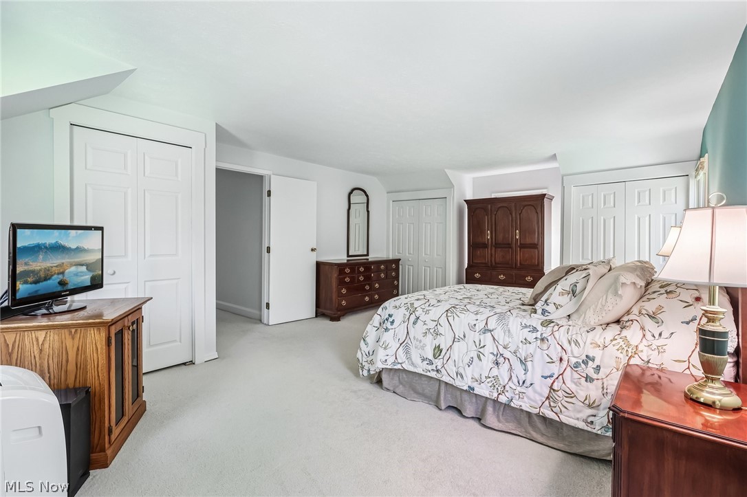 559 Solon Road Chagrin Falls OH 44022