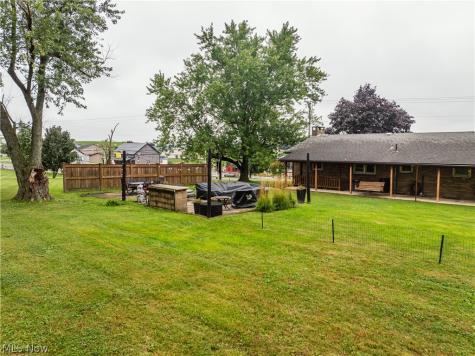 4334 Sr-39 Millersburg OH 44654
