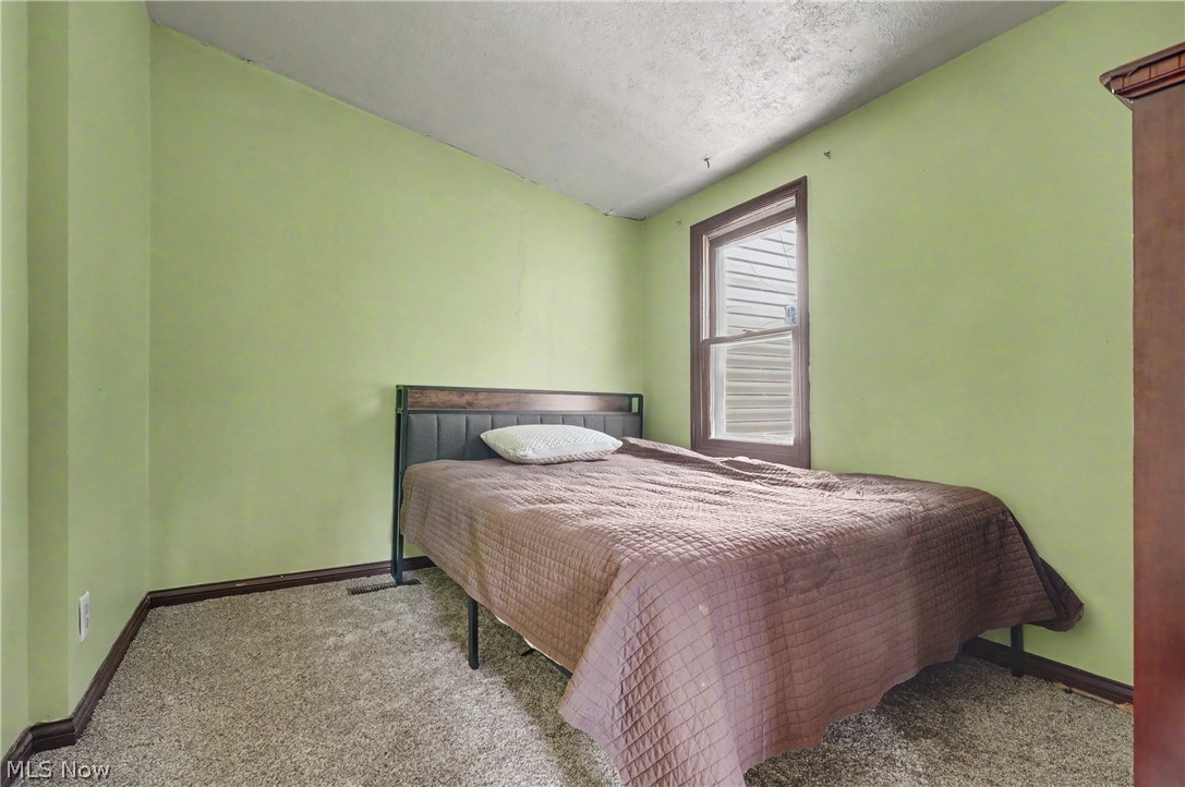1026 Francis Avenue Cuyahoga Falls OH 44221