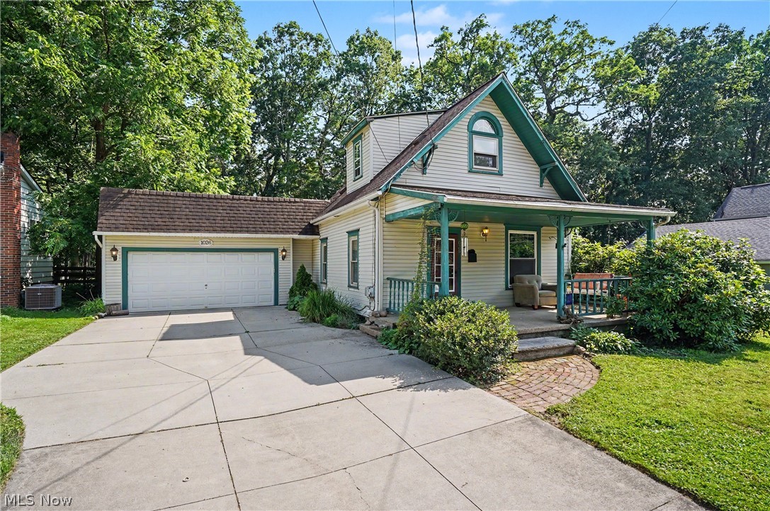 1026 Francis Avenue Cuyahoga Falls OH 44221