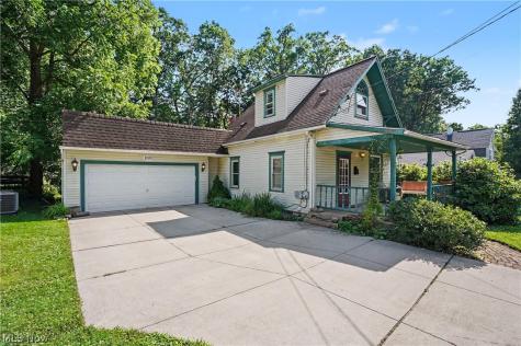 1026 Francis Avenue Cuyahoga Falls OH 44221
