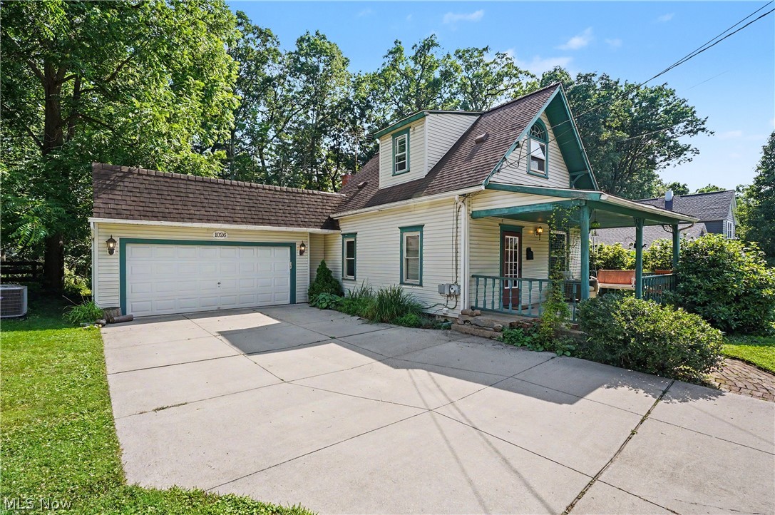 1026 Francis Avenue Cuyahoga Falls OH 44221