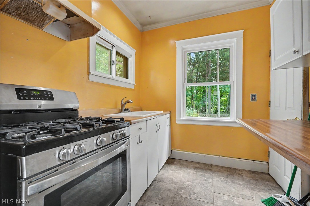 1026 Francis Avenue Cuyahoga Falls OH 44221