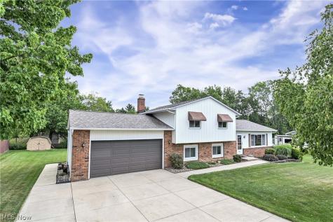 8123 Stuart Court North Royalton OH 44133