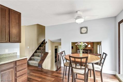 8123 Stuart Court North Royalton OH 44133