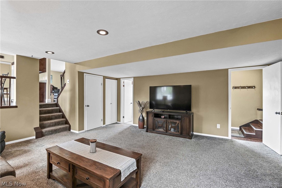 8123 Stuart Court North Royalton OH 44133