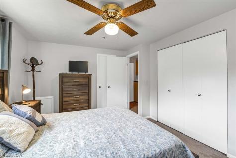 8123 Stuart Court North Royalton OH 44133
