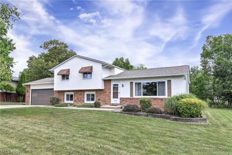 8123 Stuart Court North Royalton OH 44133