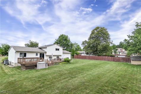 8123 Stuart Court North Royalton OH 44133