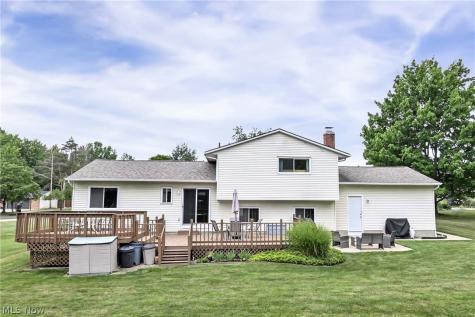 8123 Stuart Court North Royalton OH 44133
