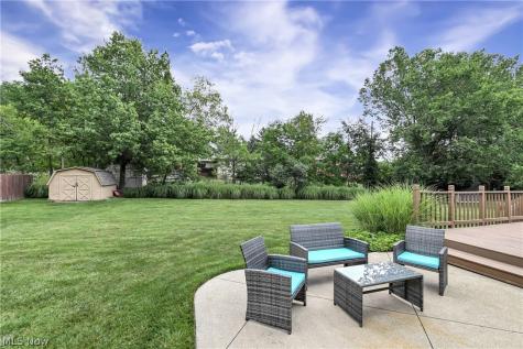 8123 Stuart Court North Royalton OH 44133