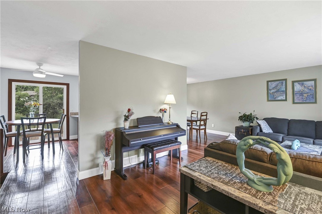 8123 Stuart Court North Royalton OH 44133