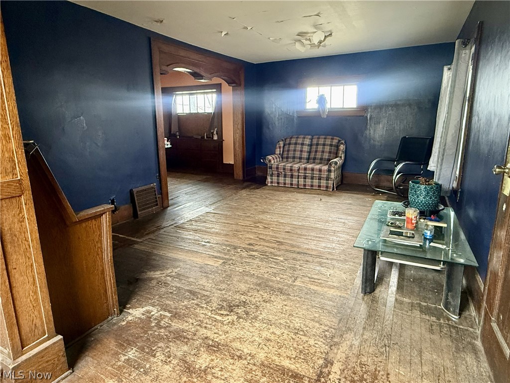 22 Brighton Drive Akron OH 44301