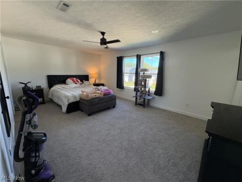 166 Harvest Way Elyria OH 44035