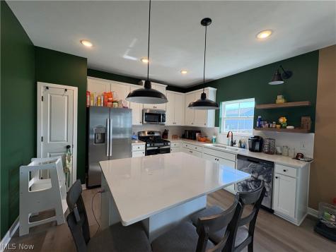 166 Harvest Way Elyria OH 44035