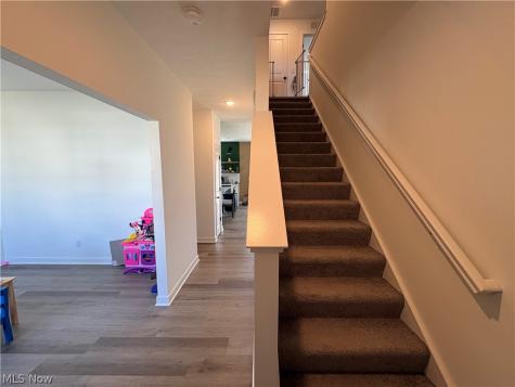 166 Harvest Way Elyria OH 44035