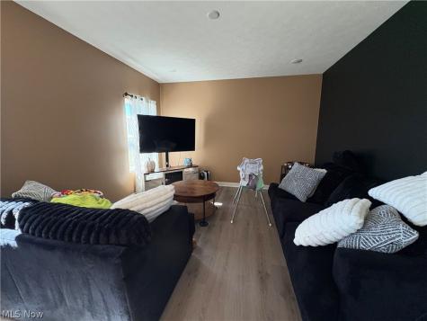166 Harvest Way Elyria OH 44035