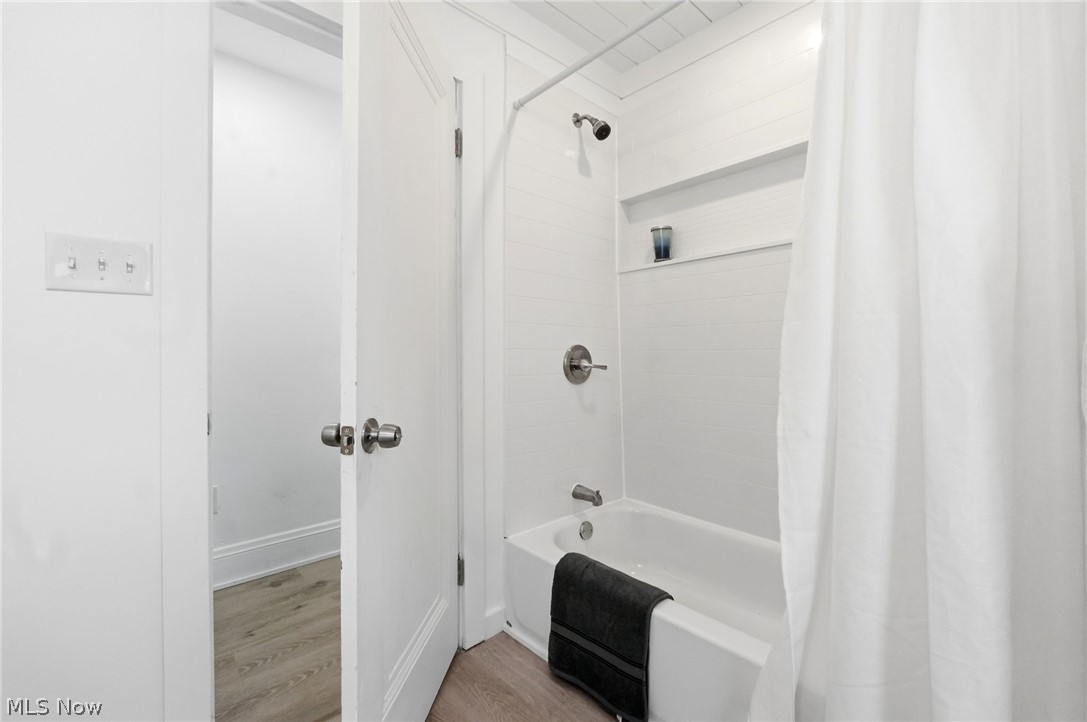 2009 Marlindale Road Cleveland OH 44118