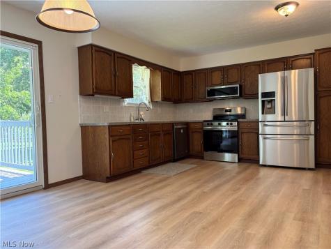 4491 Merlin Drive Uniontown OH 44685