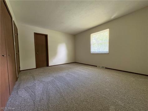 4491 Merlin Drive Uniontown OH 44685