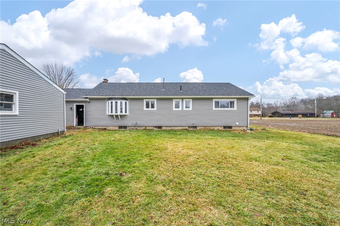7182 State Route 45 North Bloomfield OH 44450