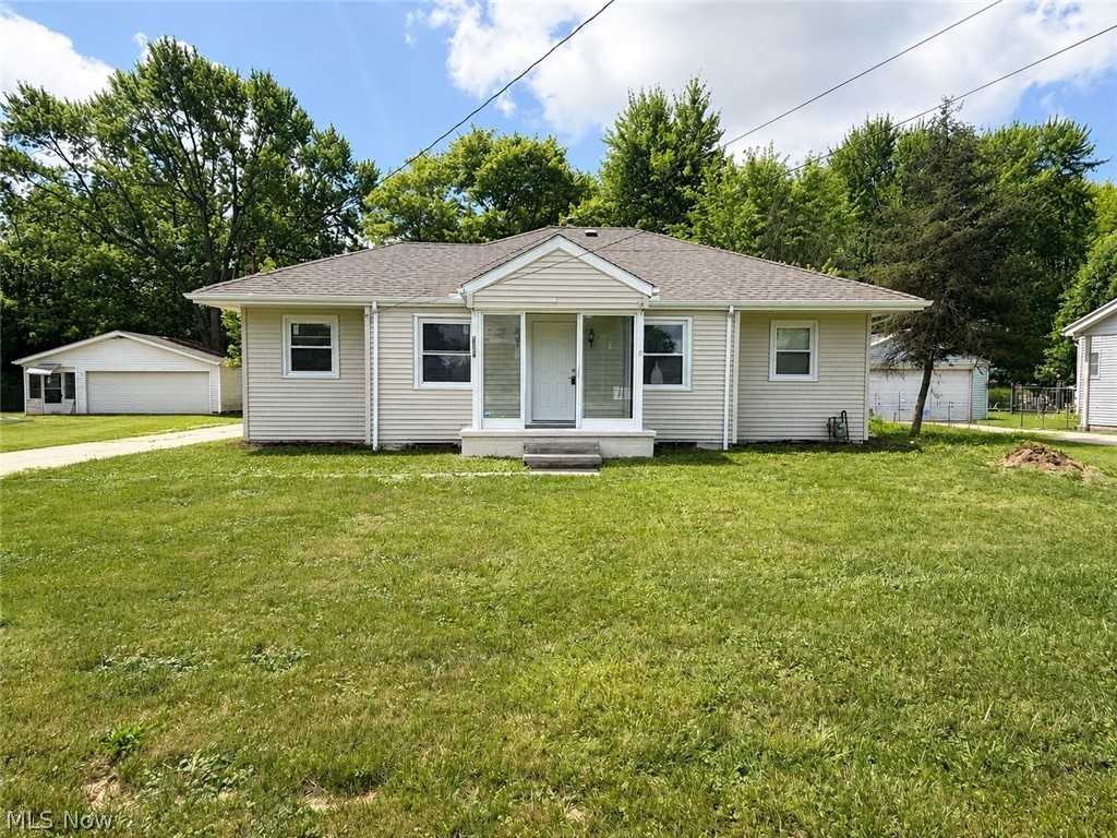 2516 Weir Warren OH 44483