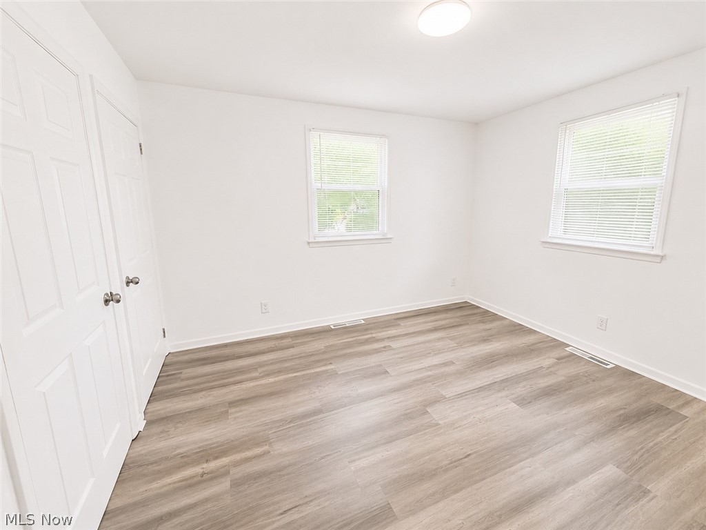 2516 Weir Warren OH 44483
