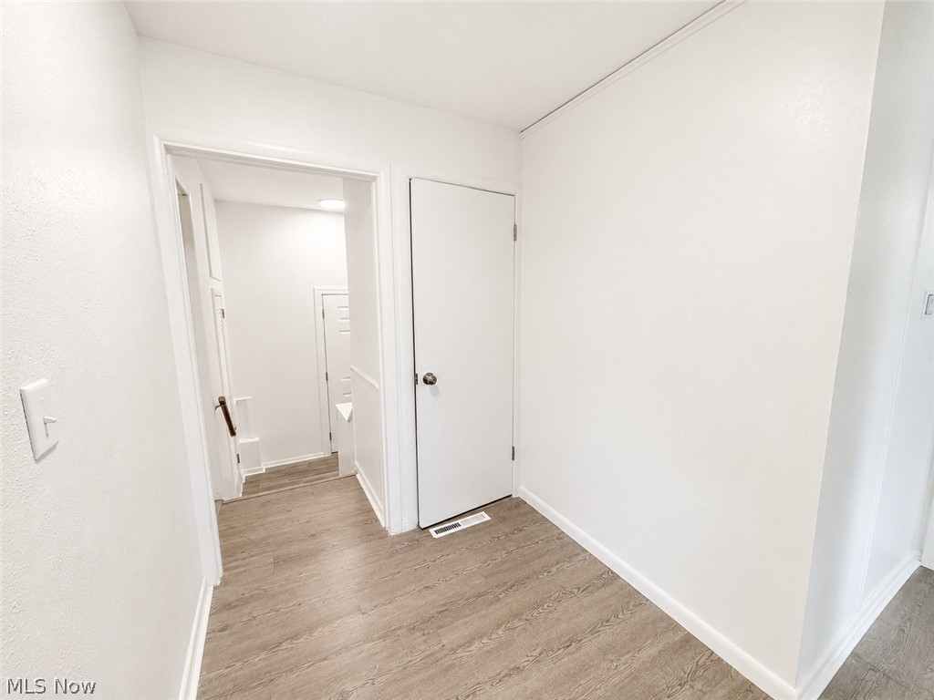 2516 Weir Warren OH 44483
