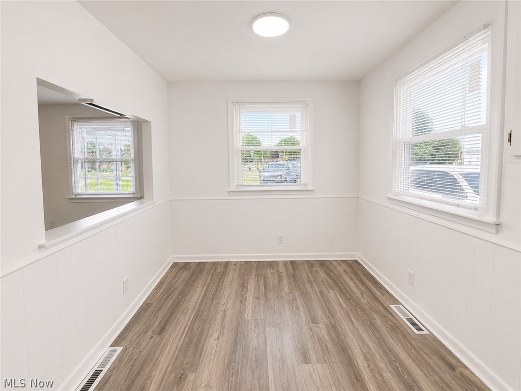 2516 Weir Warren OH 44483