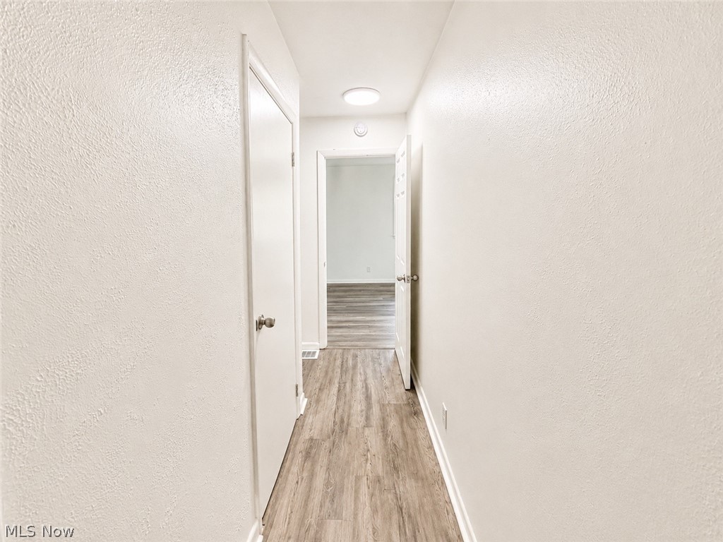 2516 Weir Warren OH 44483