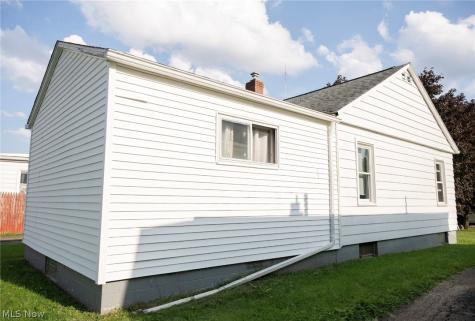 834 Cambridge Avenue Youngstown OH 44502