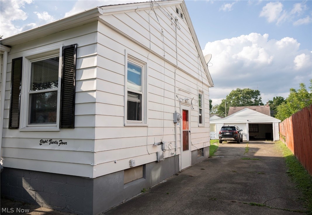 834 Cambridge Avenue Youngstown OH 44502