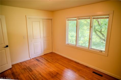 100 Crestwood Circle Marietta OH 45750
