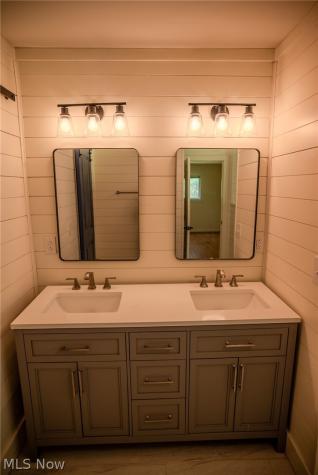 100 Crestwood Circle Marietta OH 45750